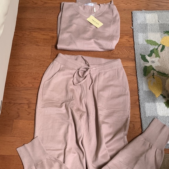 Ekouaer Women's Cozy Tan Lounge Set - Picture 3 of 5